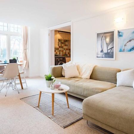 Victorian Duplex In Burlington Mansions Apartment Борнмът Екстериор снимка